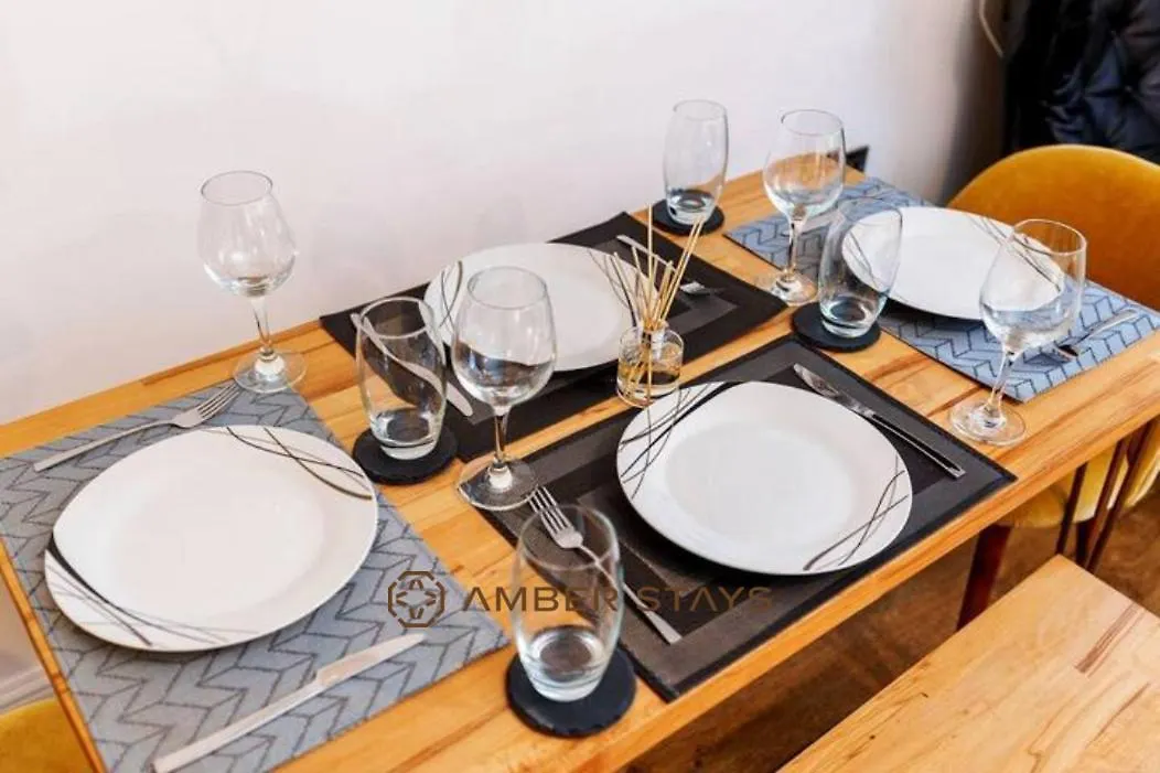 Stylish 2 Bed Apartment In Hull City Centre, Perfect For Business & Contractors, Free Parking! Kingston upon Hull